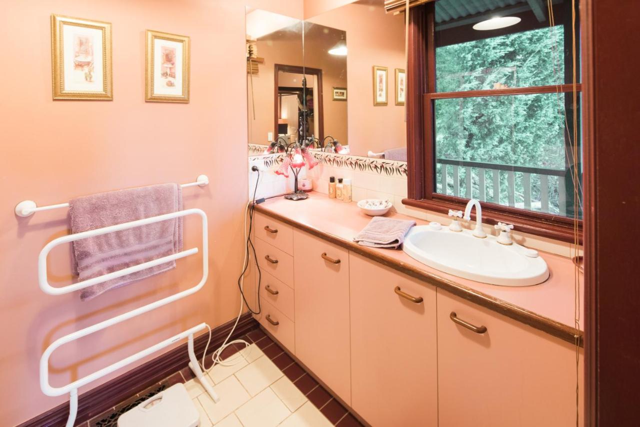 Rustic Refuge Guesthouse Kalorama Kültér fotó